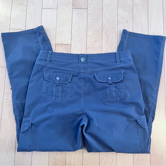 Kuhl Gray Roll Up Cargo Pants with Straight Leg Cut - Picture 2 of 14